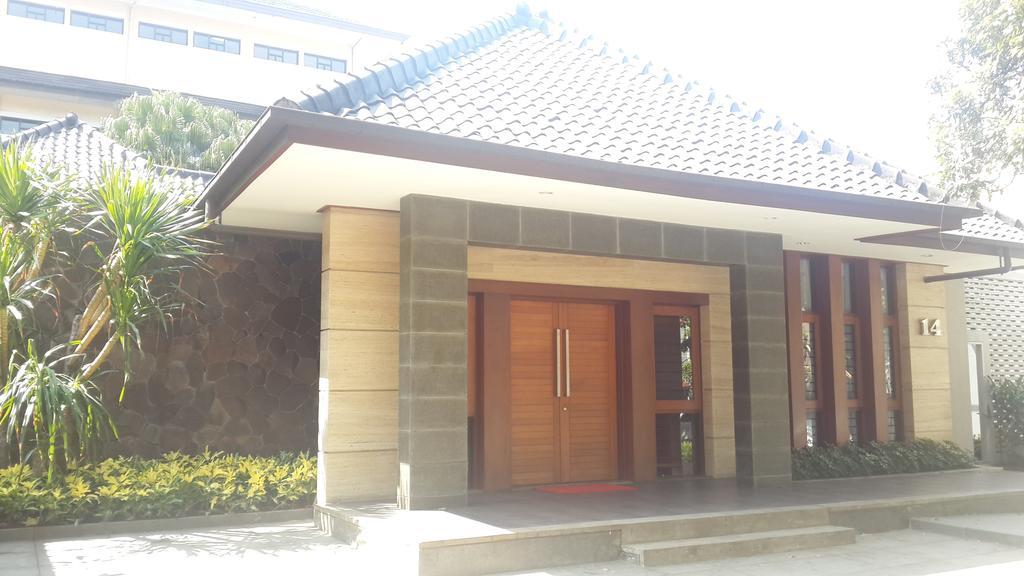 Dago Teuku Angkasa 14 Hotel Bandung Exterior foto